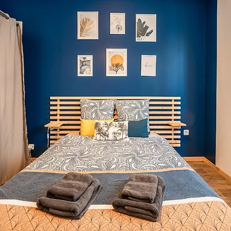 Apartamento L'amarillo Clim Wifi Centre 4 Pers *